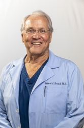 Dr. Robert J. Brueck, Board-Certified Plastic Surgeon