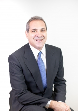 Board-Certified Plastic Surgeon Dr. Stephen Miller