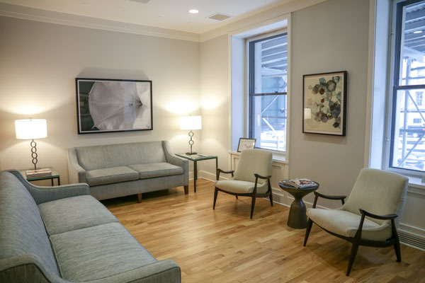 ReceptionArea1-JoshuaBHymanPlastic%26ReconstructiveSurgery-ParkAve-NYC.jpg