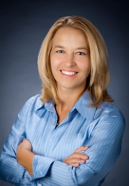 dentist Dr. Jennifer J. Kalochie