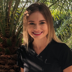 Brooke, Assistant