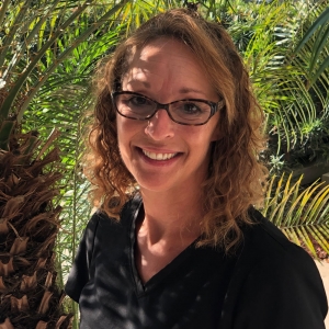 Christine, Assistant