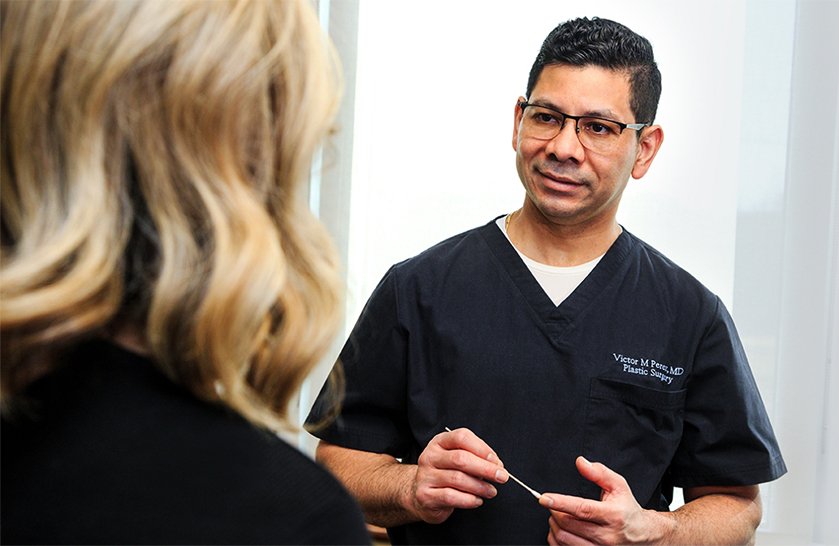 Renue Aesthetic Surgery in Overland Park Victor Perez, MD